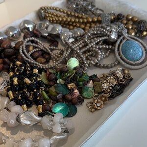 Elegant Silver and Green Necklace Bundle Reseller Lot #141